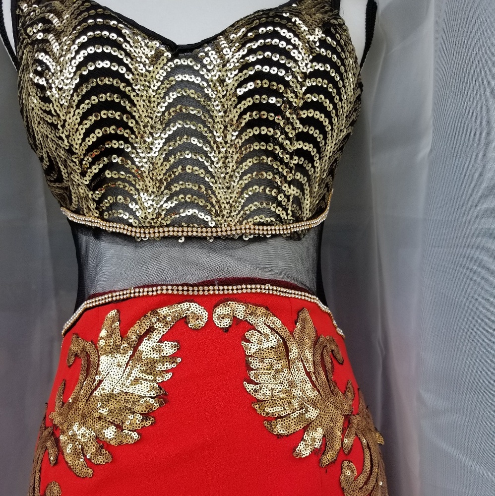 Prom dress - Picture 2 of 3